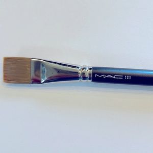 MAC 191 Brush